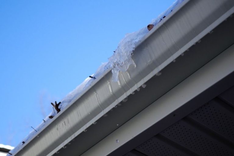 what is an ice dam
